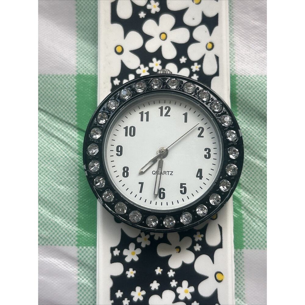 Collezio Rhinestone Bezel Floral Slap Band Quartz Watch